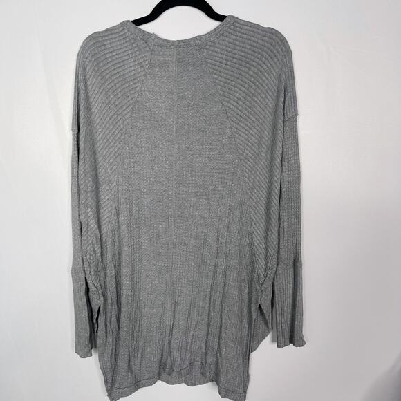 Free People Medium M Gray Ventura Thermal Tee Long Sleeve Waffle Knit Curved Hem - Picture 2 of 9